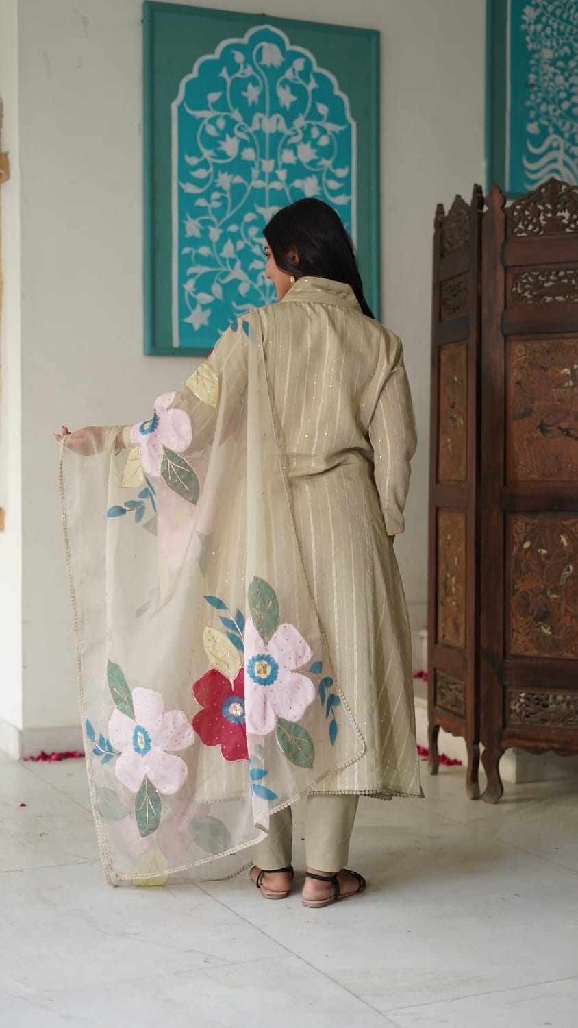 Beige Colour Cotton Prinetd with Zari Thread Work V-Neck Kurta & Trouser With Dupatta