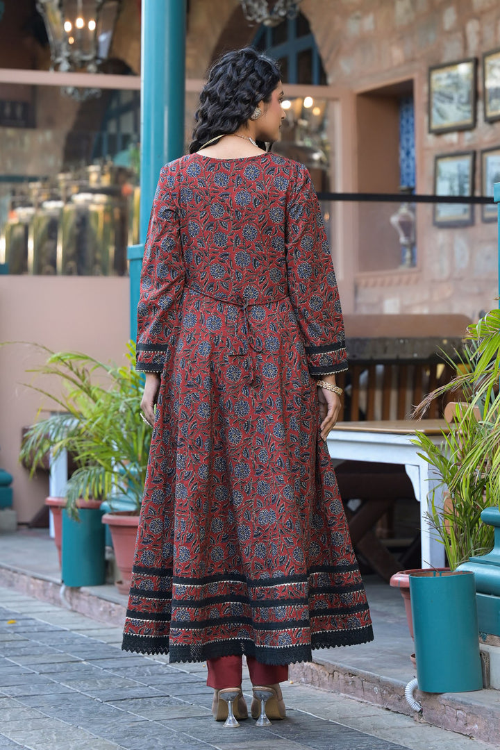 Maroon Cotton Anarkali V-Neck Sequinned Kurta & Trouser With Dupatta
