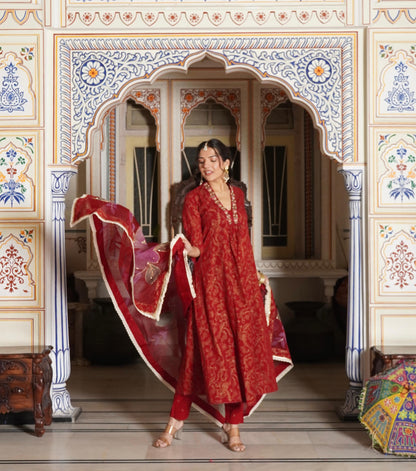 Anarkali Aliya Kurti Set