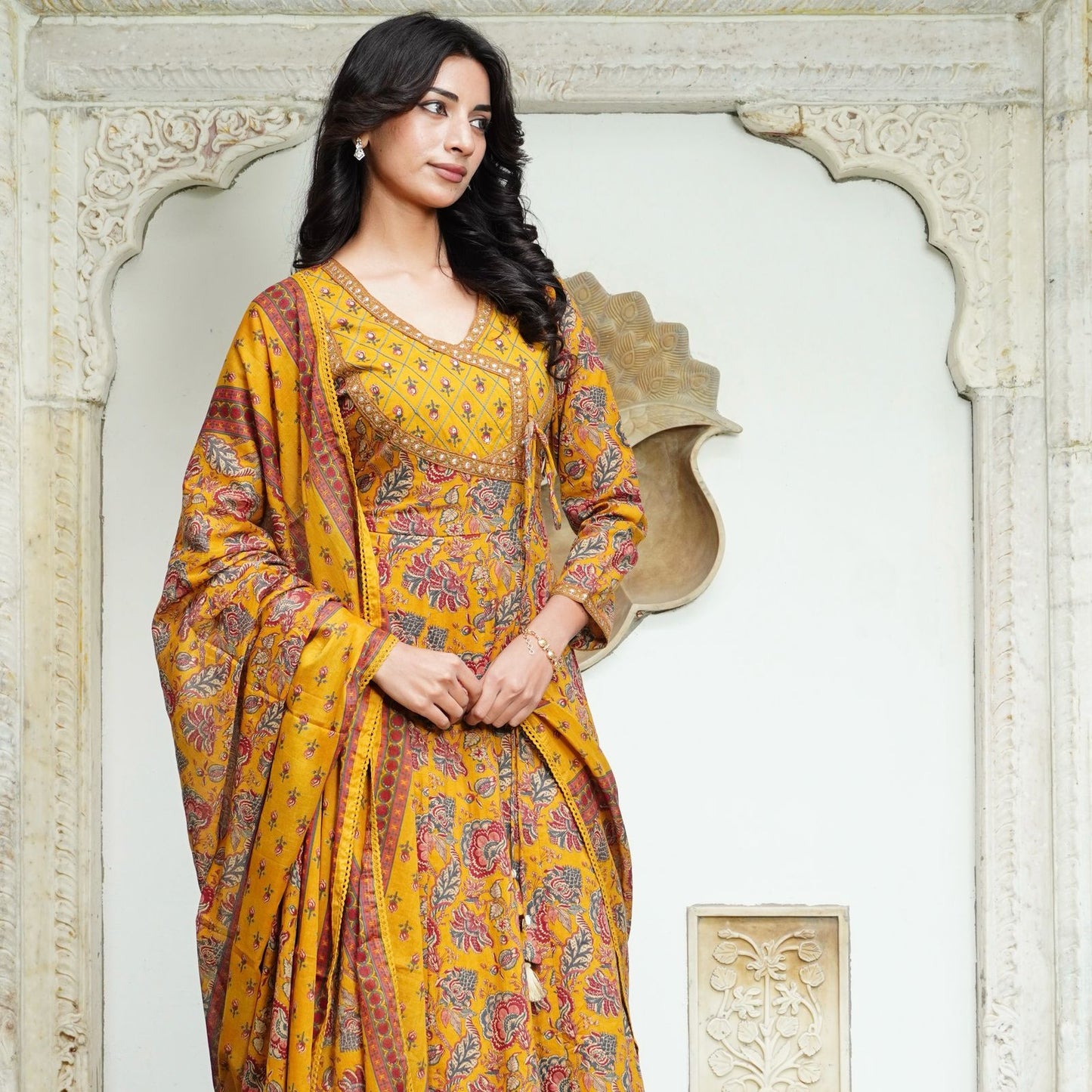 Cotton Angrakha Set with Tagai, Tiki Work, Hand Embroidery & Fancy Lace – Cotton Printed Dupatta & Malmal Bottom